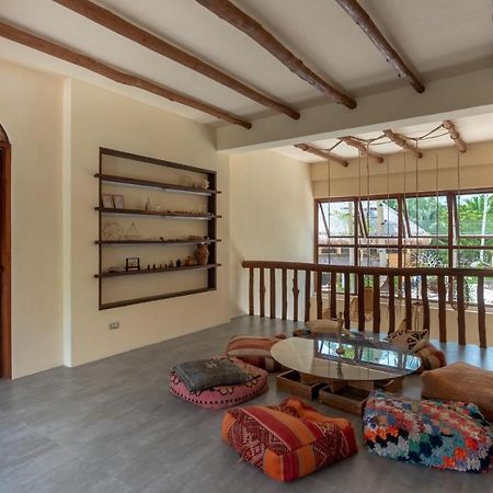 Vedya Boutique Hostel 卢纳将军城 外观 照片